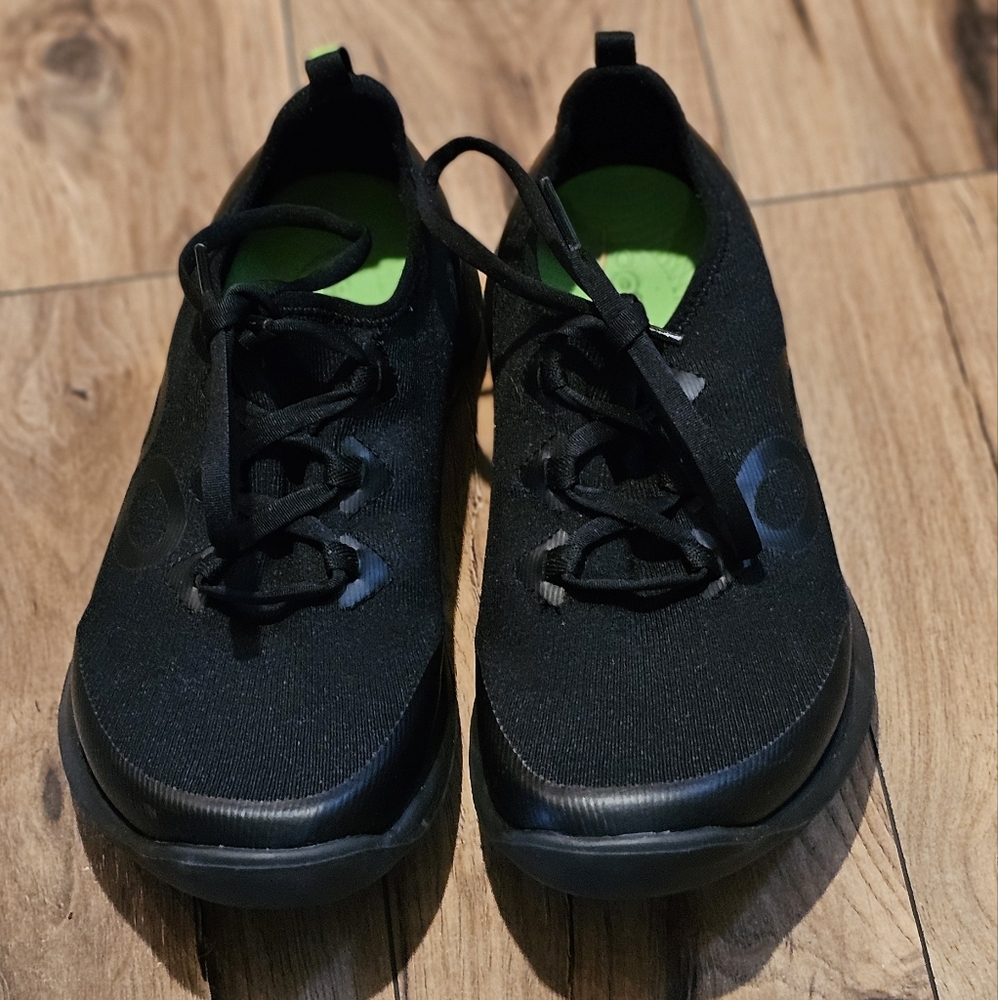 Oofos Sport LS Low Women's Size 8 Shoe